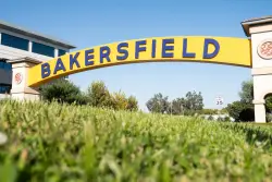 Bakersfield detective accused of trying to coerce girl to send explicit material over Instagram